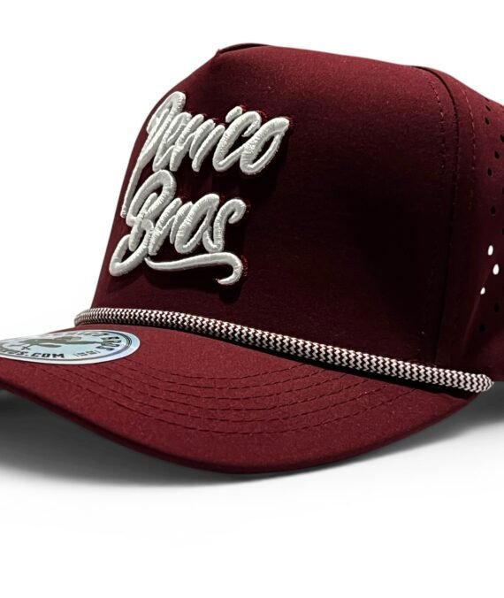 Snapback Perforada Perico Bros Guinda